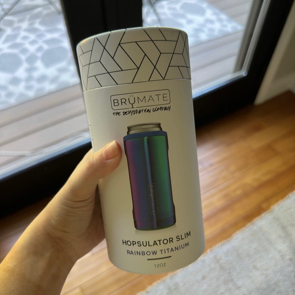 New BrüMate Hopsulator Slim - Rainbow Titanium